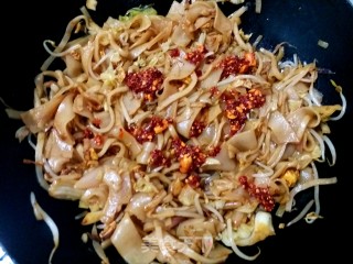 Stir-fried Liangpi recipe