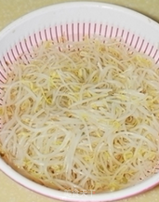 [mixed Mung Bean Sprouts] A Simple and Quick Homemade Cold Side Dish recipe