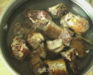 Peanut Cured Pork Leg Soup recipe