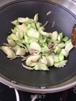 Loofah Pork Ribs Soup recipe