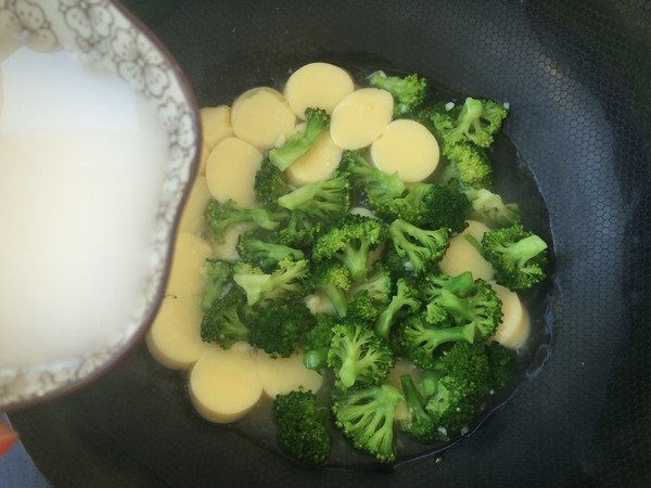 Braised Tofu with Broccoli recipe