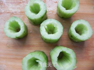 The Delicious Pile-shrimp and Cucumber Cup recipe