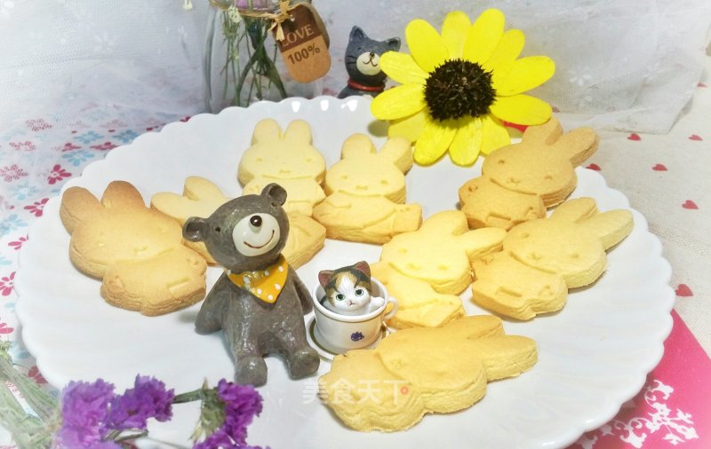 Butter Custard Biscuits recipe