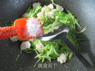 Stir-fried Green Radish with Shrimp Balls recipe
