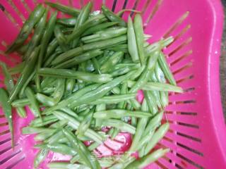 Stir-fried String Beans with Shredded Pork recipe