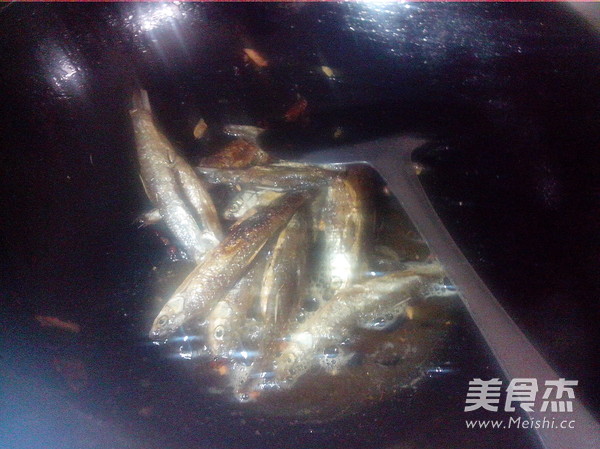 Fried Fish with Green Pepper recipe