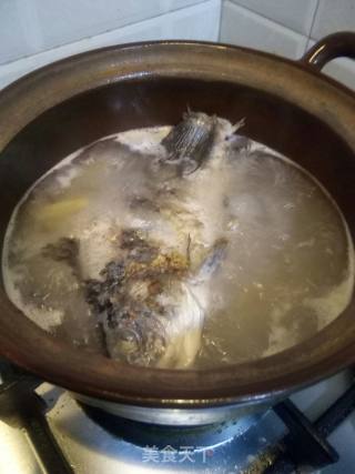 Crucian Tofu Soup recipe