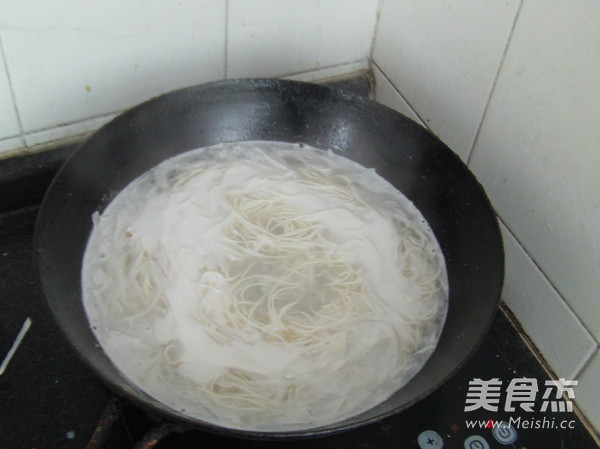 Shredded Radish Noodles recipe