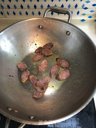 Stir-fried Sausage with Two-color Cauliflower recipe