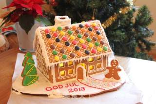 Super Many Pictures to Share My Christmas Gingerbread House 2013 recipe