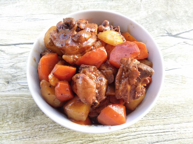 Stewed Chicken Legs with Potatoes and Carrots
