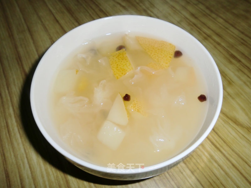 Chuanbei Schisandra, Tremella, Snow Pear Soup