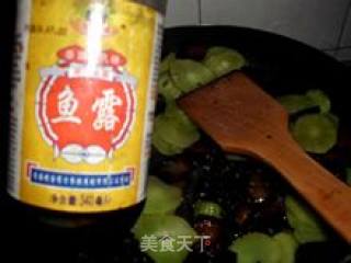 Stir-fried Bacon with Lettuce recipe