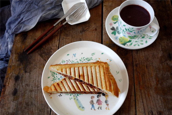 Meat Floss Bean Sandwich recipe