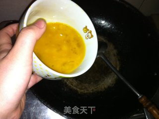 Fried Egg with Black Fungus recipe