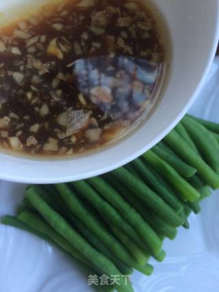 Cowpeas with Garlic recipe