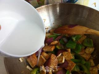 Tofu with Green Peppers and Green Onions recipe