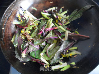 Stir-fried Red Cabbage Stalks recipe