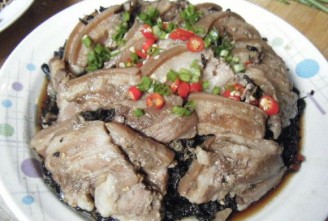 Steamed Pork with Plum Dried Vegetables recipe