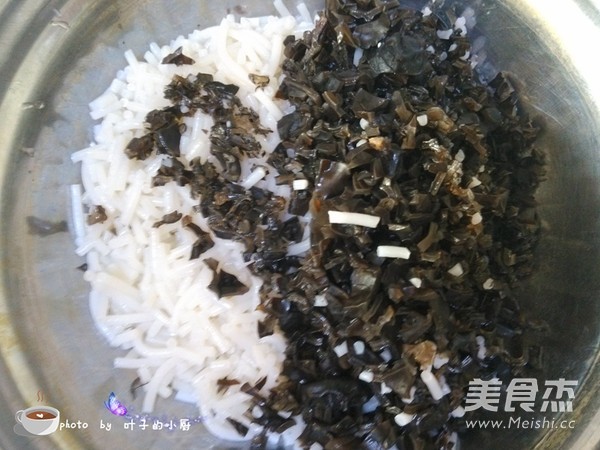 Fungus Rice Noodle Meatloaf recipe