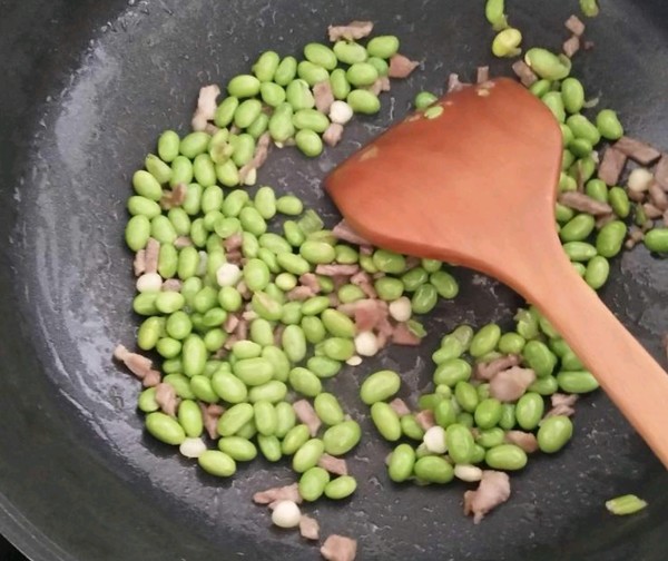 Fried Pork with Edamame recipe