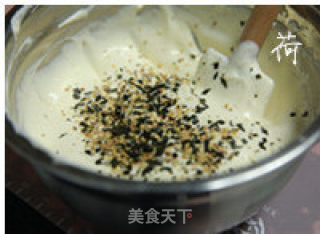 [seaweed and White Sesame Chiffon Cake]-a Faint Scent and A Long Aftertaste recipe