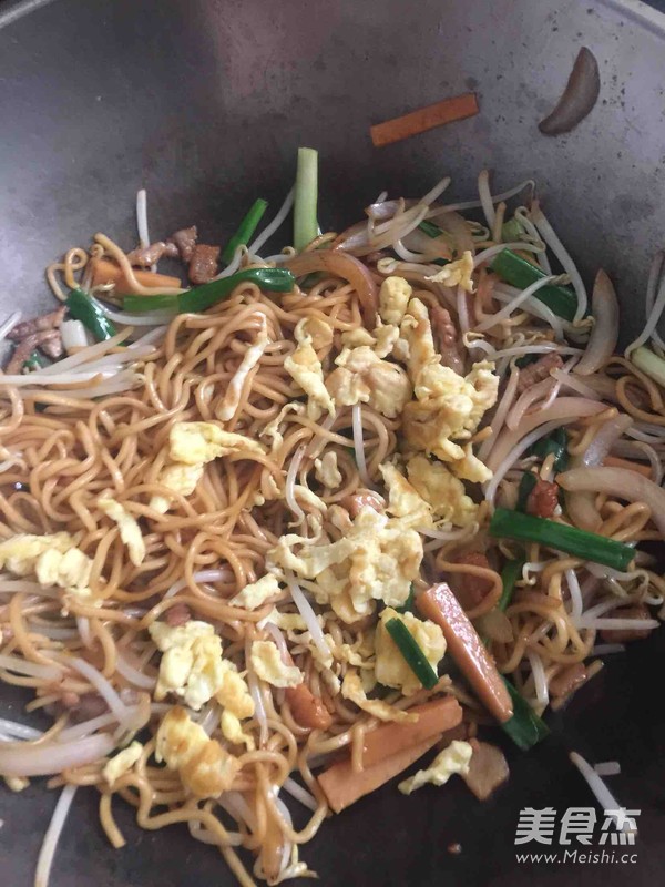 Home-cooked Fried Noodles recipe