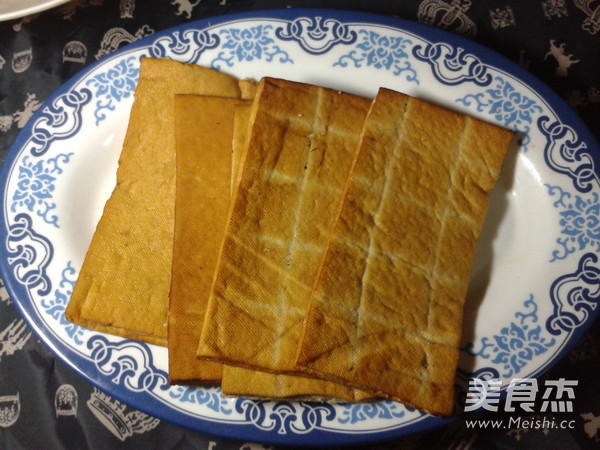 Fried Pork with Dried Tofu recipe