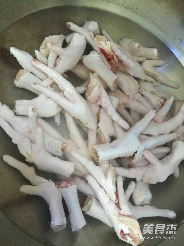 Braised Chicken Feet recipe