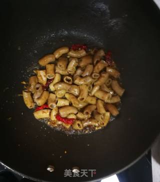 Stir-fried Bitter Sausage with Hot Peppers recipe