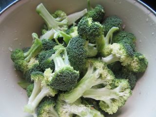 Stir-fried Pork Tenderloin with Broccoli recipe