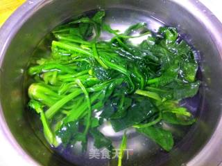 #蛋美食# Egg Sauce with Spinach recipe