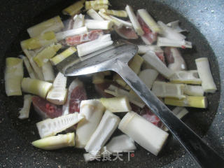 Braised Duck Legs with Roasted Bamboo Shoots recipe