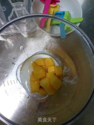 Yogurt Mango Popsicles recipe