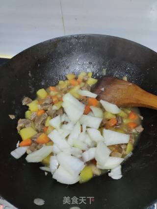 Warm-up Gourmet Beef Stew with Potatoes recipe