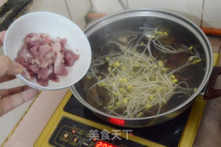 Tofu and Pork Soup with Enoki Mushroom and Fungus recipe