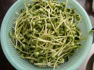 Private House-stir-fried Beef with Black Bean Sprouts recipe