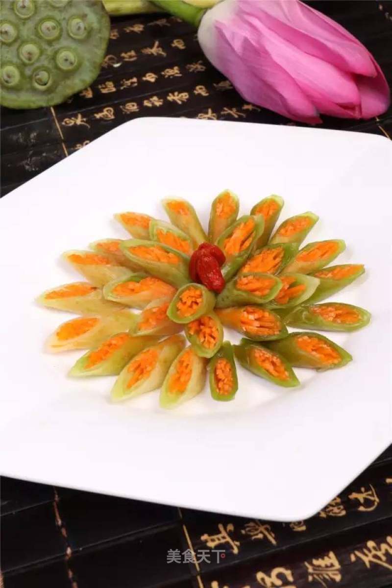Chrysanthemum Carrot Roll recipe