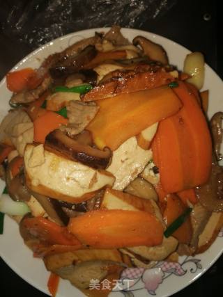 Stir-fried Carrots and Shiitake Mushrooms recipe