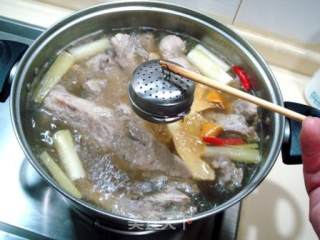 【flying Birds and Animals】——home-made "hand-caught Lamb" recipe