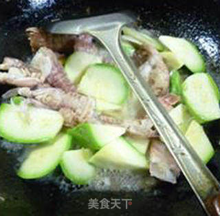 Fried Zucchini with Mantis Shrimp recipe