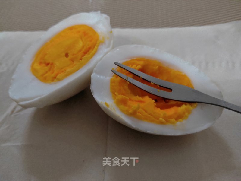 Salted Duck Eggs in Red Sand (enshi Version) recipe