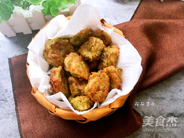 Deep-fried Shredded Carrot Meatballs recipe