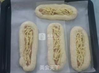 Cheese Sausage Bun recipe