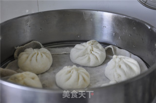 Carrot and Onion Pork Bun recipe