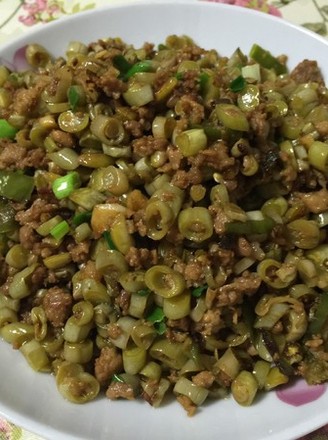 Capers with Minced Meat recipe