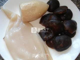 Fresh Squid with Egg Skin recipe