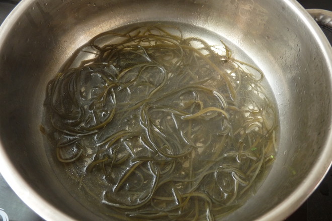 Kelp Mixed with Celery recipe