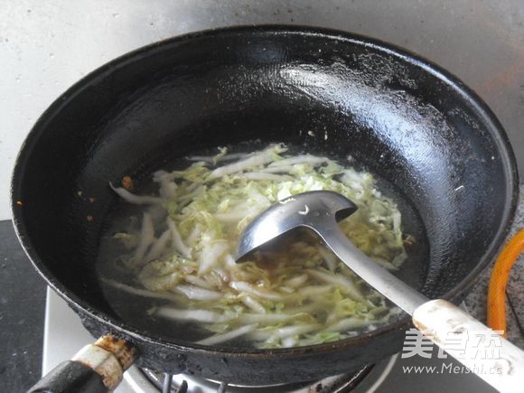 Braised Meatballs with Shredded Cabbage recipe