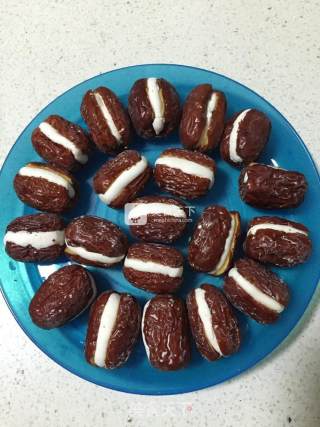 Glutinous Rice Dates (the Heart is Too Soft) recipe
